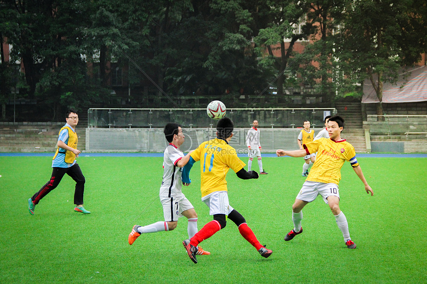 与泰山队的 与泰山队的